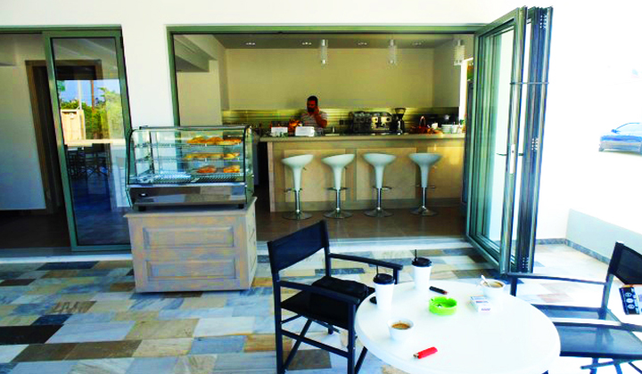 deluxe-cafe-44.jpg