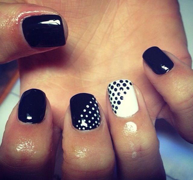 black nails 3