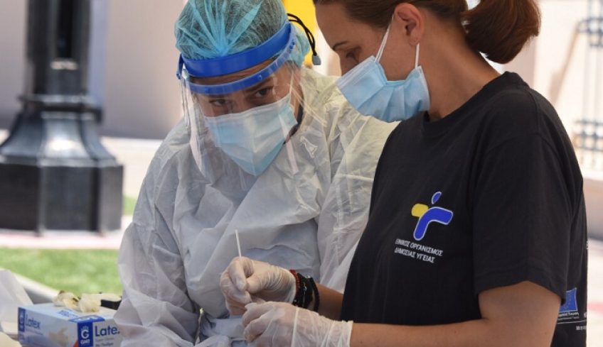 Συναγερμός για αύξηση των κρουσμάτων στα νησιά – Έρχεται αύξηση των τεστ