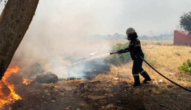 Πολύ υψηλός κίνδυνος πυρκαγιάς σήμερα στη Ρόδο – Σε κατάσταση αυξημένης ετοιμότητας οι Αρχές