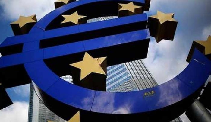 Μόνιμο μηχανισμό capital controls «σκέφτονται» οι Βρυξέλλες