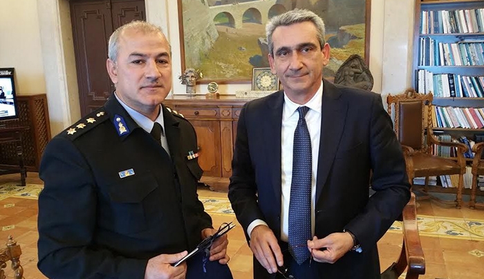 Επίσκεψη του νέου Διοικητή της Π.Υ. Ρόδου κ. Β. Κοκμοτού στον Περιφερειάρχη