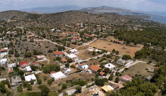 Ακαθάριστα οικόπεδα: Λήγει σήμερα η προθεσμία, από αύριο οι έλεγχοι - Πρόστιμα μέχρι και 2.000 ευρώ
