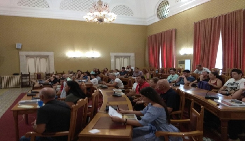 Η Περιφέρεια βράβευσε μαθητές που πήραν μέρος σε διαγωνισμό φωτογραφίας