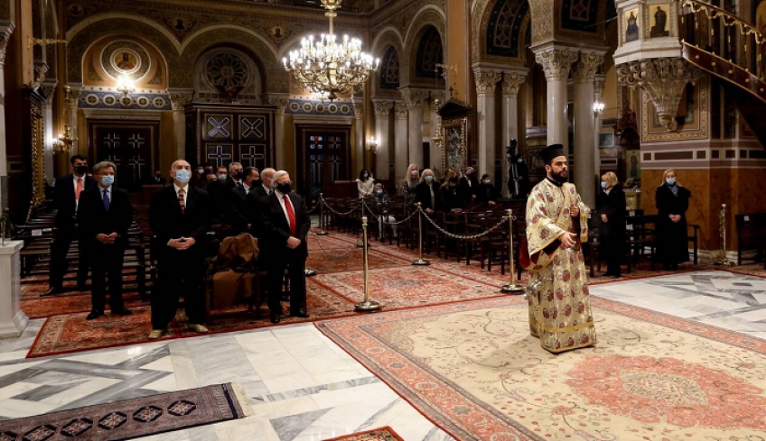 Εγκύκλιος του Μητροπολίτη Ιωαννίνων για… ρεζερβέ στις Θείες Λειτουργίες Χριστουγέννων, Πρωτοχρονιάς