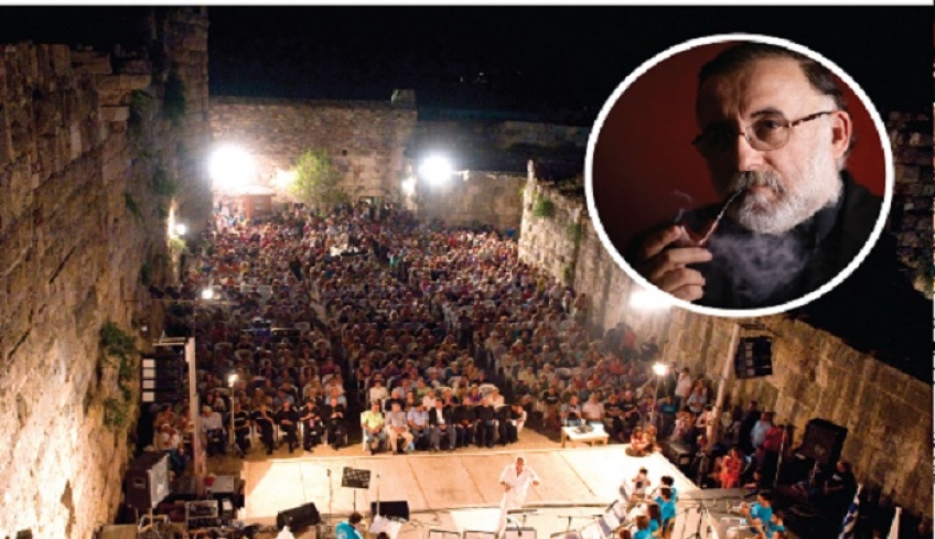 «Αφιέρωμα στο Θάνο Μικρούτσικο»