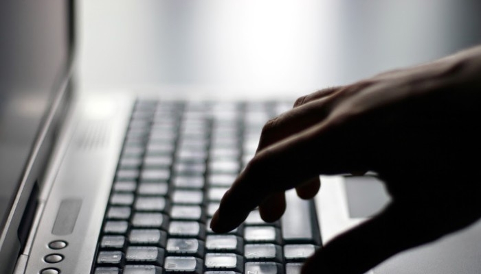 «Φορτσάρει» το online shopping στην Ελλάδα