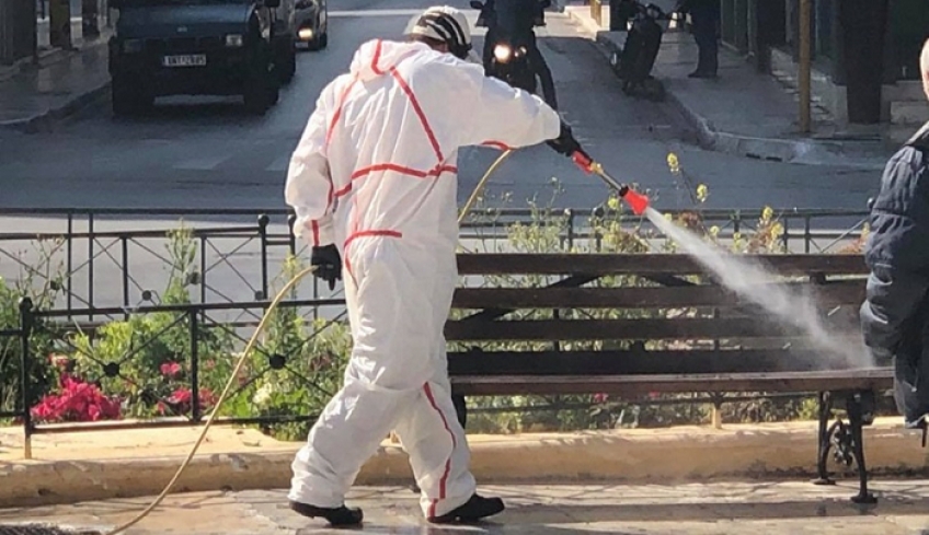 Ευχαριστήριο Δημάρχου – Αντιδημάρχου στην κ. Σταυρούλα Τριανταφυλλοπούλου για προσφορά χλωρίου