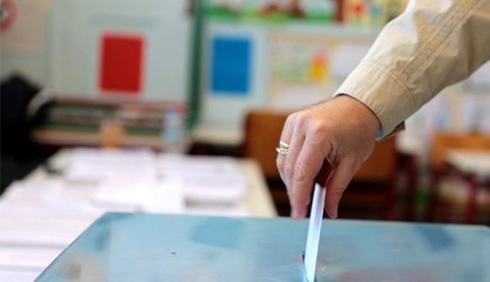 Δημοσκόπηση Marc: 15,1 o ΣΥΡΙΖΑ-30,5 η ΝΔ και τρέχει...