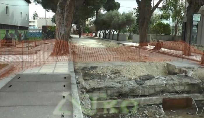 Συνεχίζονται οι εργασίες έξω από το Δημοτικό κλειστό γυμναστήριο Κω - ΒΙΝΤΕΟ