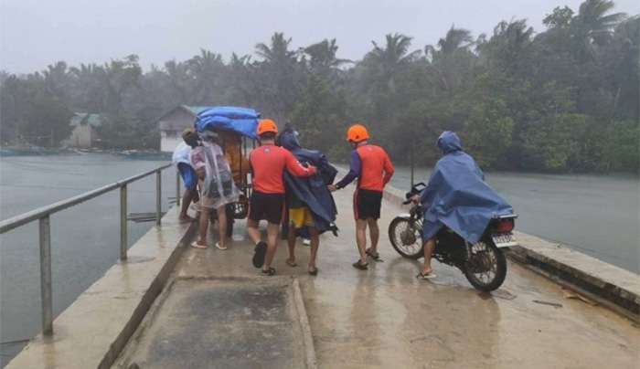 (Philippine Coast Guard via AP)