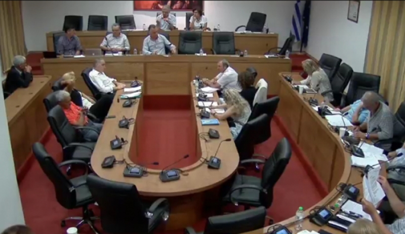 ΒΙΝΤΕΟ: Υπερψηφίστηκε η απόφαση για νομική υποστήριξη των 2 συνδημοτών μας από τον Δήμο Κω για τα επεισόδια έξω από το Hot Spot