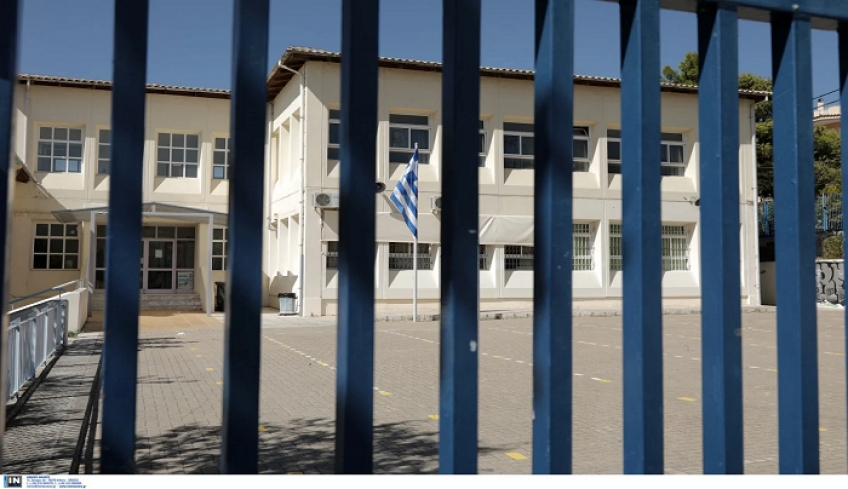 Πρώτα η Γ' Λυκείου και μετά οι άλλες τάξεις, το σενάριο στο «τραπέζι»