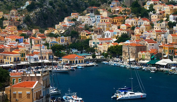 Συνελήφθη στη Σύμη 32χρονος Πολωνός, καταζητούμενος για σοβαρά ποινικά αδικήματα