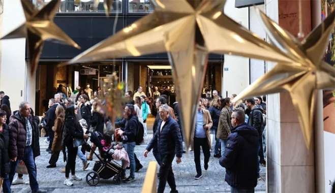 Εορταστικό ωράριο Χριστουγέννων: Πότε ξεκινά - Πώς θα λειτουργήσουν τα καταστήματα