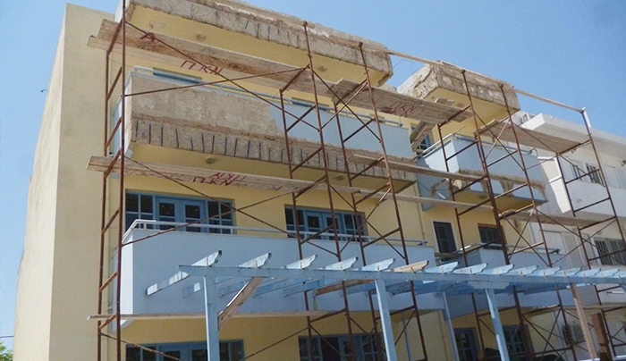 ‘’Ο παιδικός σταθμός της Ιερού Λόχου αλλάζει εικόνα. Τα έργα ξεκίνησαν και μέχρι τις 30 Αυγούστου, ο παιδικός σταθμός θα είναι έτοιμος για να φιλοξενήσει παιδιά.’’