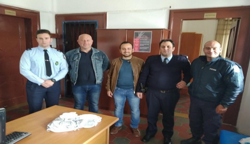 200 επαναχρησιμοποιούμενες μάσκες για την αστυνομία από Λέσχη καταδρομέων και το Σύλλογο Ποντίων Κω