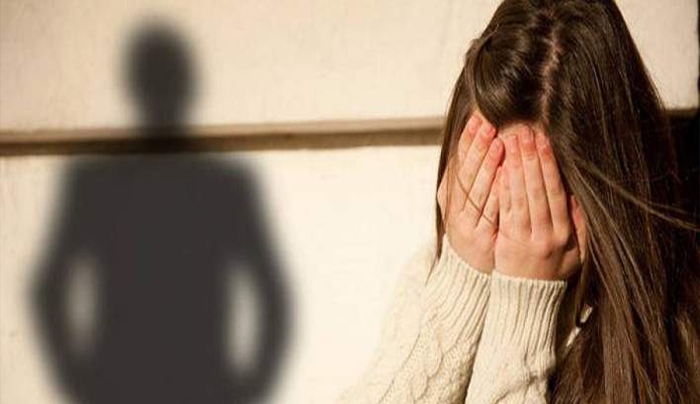 «Mαμά, θα αυτοκτονήσω και θα πάρω ένα μυστικό μαζί μου» -Συγκλονιστική μαρτυρία από το 13χρονο κορίτσι