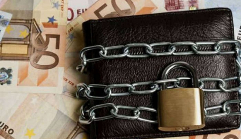 «Καθαρή έξοδος» με 400 κατασχέσεις την ημέρα και νέο άλμα στις ληξιπρόθεσμες οφειλές