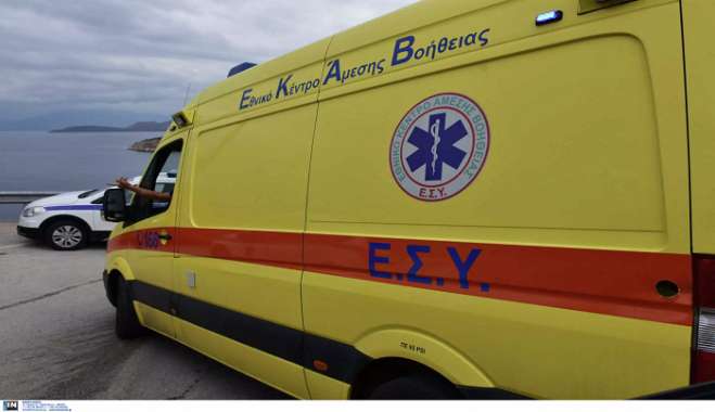 Χανιά: Νεαρή τουρίστρια «έσβησε» στο ασθενοφόρο παρά τις υπεράνθρωπες προσπάθειες διασωστών του ΕΚΑΒ