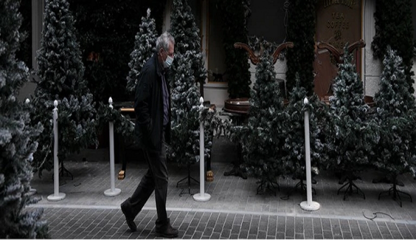 Ρεβεγιόν μόνο το μεσημέρι Χριστούγεννα και Πρωτοχρονιά - Επισκέψεις σε σπίτια με SMS και "ειδικό" κωδικό;