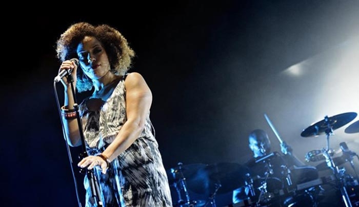 Οι Massive Attack "έκρυψαν" τα νέα τους τραγούδια σε μια εφαρμογή iPhone