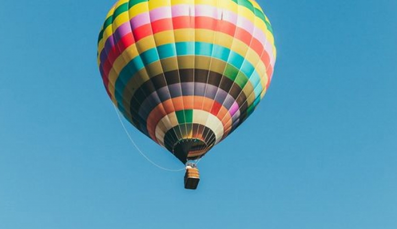 Δίδυμε, εκμεταλλεύσου τις συγκυρίες για να κάνεις νέες γνωριμίες που θα τονώσουν την αυτοπεποίθηση σου.