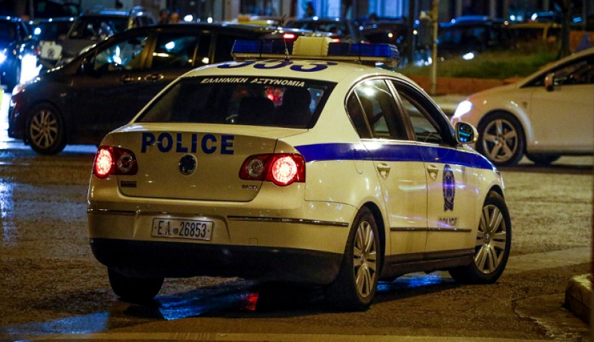 Σοκ στο Κουκάκι: Γυναίκα έπεσε από τον 7ο όροφο ξενοδοχείου και σκοτώθηκε