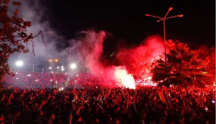Πάρτι στον Βόλο: "Έκαναν εμετούς, τους έπαιρναν τα ασθενοφόρα" - Σοκάρουν οι περιγραφές φοιτητών