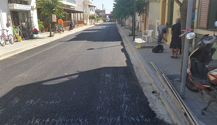 Ολοκληρώνονται οι Ασφαλτοστρώσεις στην Κανάρη και Αβέρωφ!