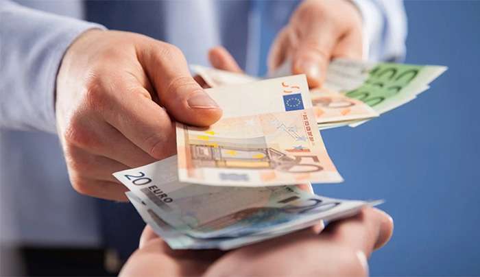 Άνοιξαν αιτήσεις για επίδομα έως 1.375 ευρώ σε εργαζόμενους μέσω gov – Δείτε ποιους κλάδους αφορά