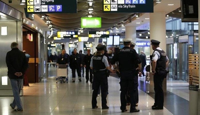 Ευρωπαϊκή Επιτροπή: Πρόταση για εξάμηνη παράταση των εσωτερικών ελέγχων στη ζώνη Σένγκεν