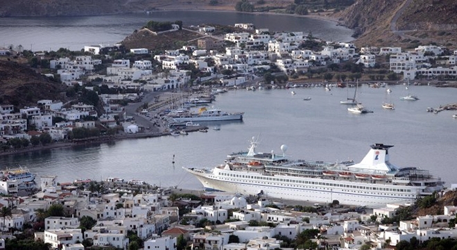 Πάτμος: Φεύγει η γιατρός που έστειλαν για τις εφημερίες γιατί δεν την πληρώνουν!