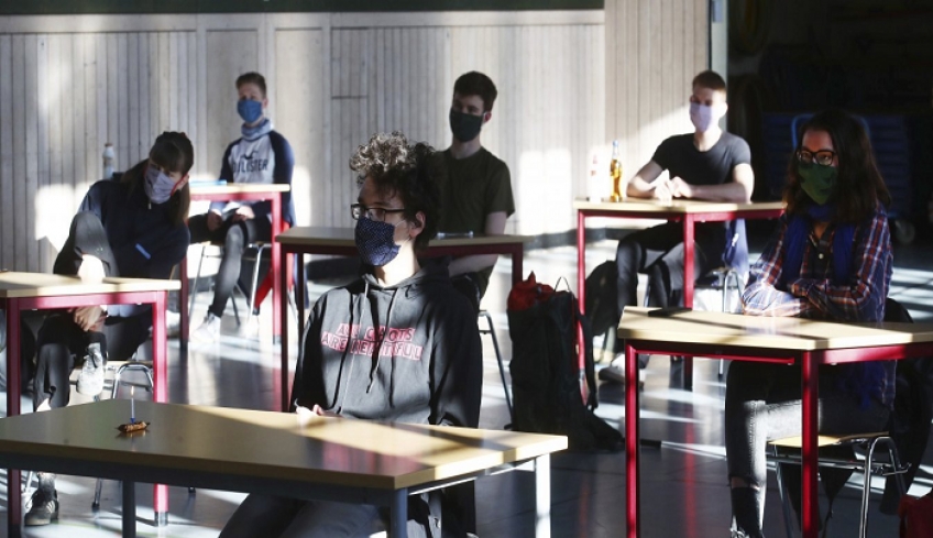 Ψυχολόγοι και κοινωνικοί λειτουργοί μπαίνουν στα σχολεία λόγω κορονοϊού