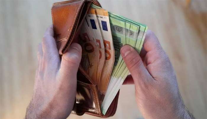 Αυξήσεις στις συντάξεις 2026: Μηδενικές στις επικουρικές – Τι ισχύει με την προσωπική διαφορά