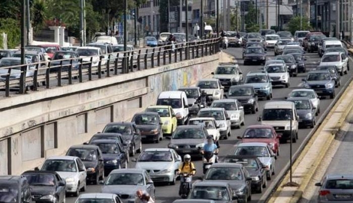 ΥΠΟΙΚ: Καμία αλλαγή φέτος στα τέλη κυκλοφορίας