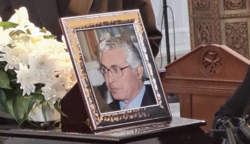 Το τελευταίο “αντίο” στον Αριστοτέλη Παυλίδη – Ο επικήδειος από την Πρόεδρο της Δ.Ε.Ε.Π. Δωδεκανήσου ΝΔ