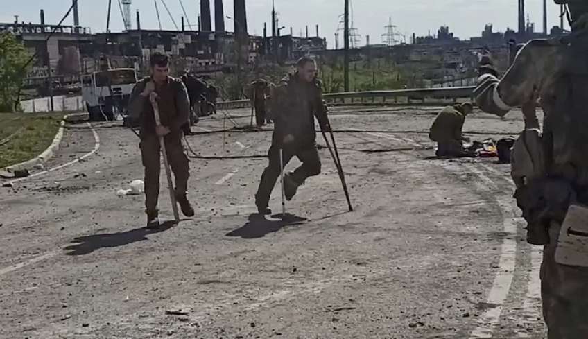 Ουκρανία: Εκκενώθηκε το Αζοφστάλ, παραδόθηκαν 2.439 μαχητές - Αρχίζει «μαραθώνιος» για την ανταλλαγή, τι ζητούν οι Ουκρανοί
