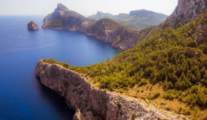 Ζυγέ, η Σελήνη εξακολουθεί να βρίσκεται στους Διδύμους και να σου χαρίζει διάθεση για να βγεις μία βόλτα.