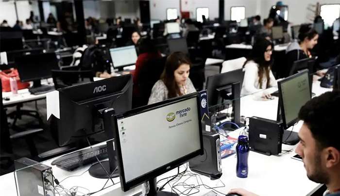 Νίκη Κεραμέως: Αυξάνεται ο κατώτατος μισθός από 1η Απριλίου, νέο πλαίσιο συλλογικών συμβάσεων