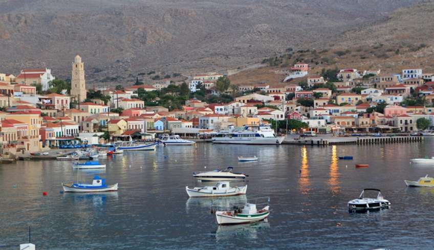 Τα 40 νησιά που θα γίνουν «πράσινα»