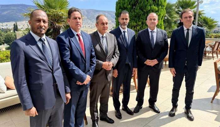 Ο Γιάννης Παππάς στη συνάντηση με τη λιβυκή αντιπροσωπεία στη Βουλή – Στο τραπέζι οι θαλάσσιες ζώνες