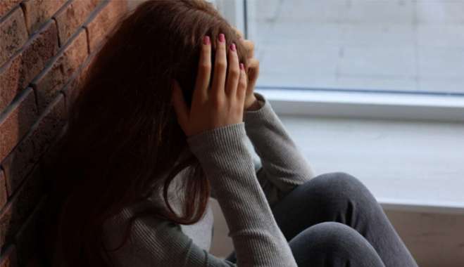 Ομάδα ανηλίκων ξυλοκόπησαν 15χρονη για λόγους ερωτικής αντιζηλίας και βιντεοσκόπησαν την επίθεση