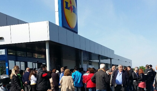 Tεράστια κοροιδία των LIDL στους Έλληνες καταναλωτές με τα αρνιά