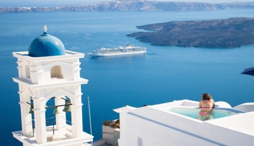Λέοντα, η Σελήνη περνά το απόγευμα στο ζώδιό σου και σε κάνει πρωταγωνιστή σε επαγγελματικό και προσωπικό επίπεδο.