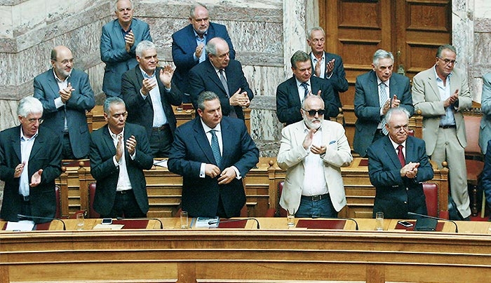 Tρία ορόσημα για την τετραετία