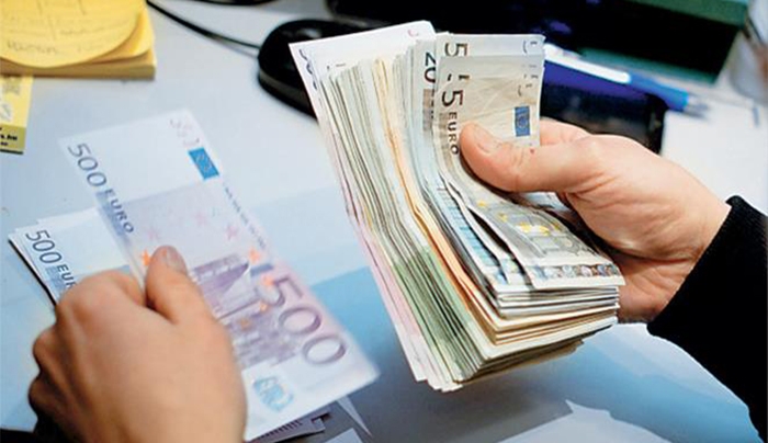 Στους δήμους 100 εκατ. ευρώ