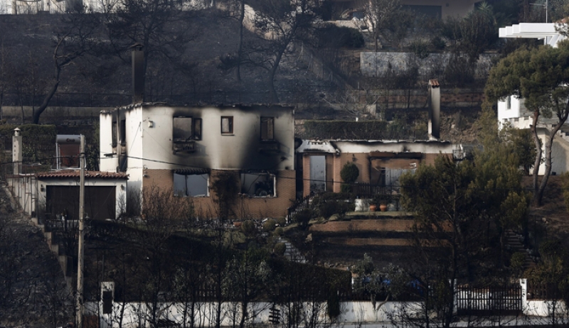 Τραγωδία δίχως τέλος: Περισσότεροι από 80 οι νεκροί- Δεκάδες οι αγνοούμενοι- Συνεχίζονται οι έρευνες στα σπίτια και τη θάλασσα- ΦΩΤΟ - ΒΙΝΤΕΟ