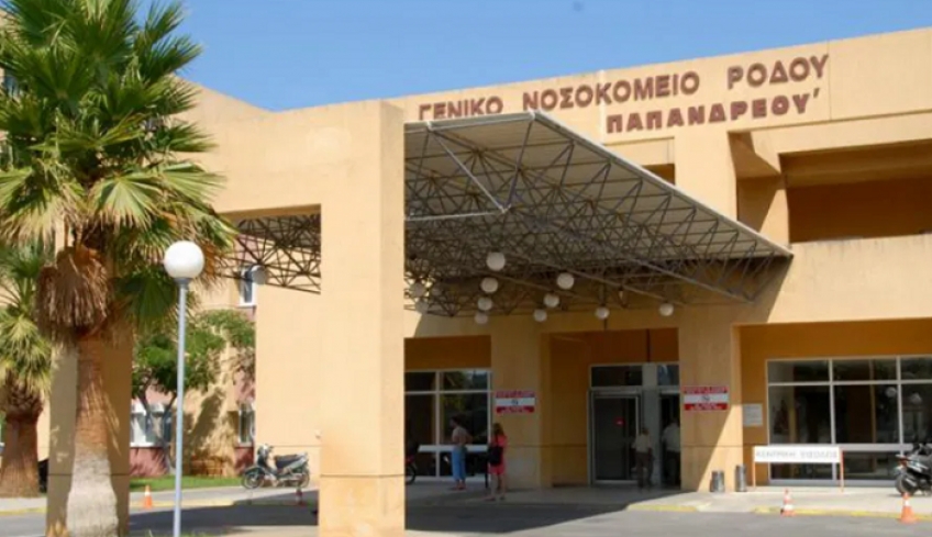 Eξι μαθητές Λυκείου θετικοί στον κορωνοϊό στα Δωδ/σα – Σε σοβαρή κατάσταση 50χρονη ασθενής