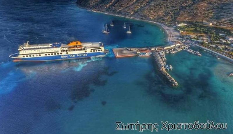 “Μια ιστορική μέρα. Υπογράφηκε η σύμβαση για τις μελέτες των νέων έργων στα λιμάνια της Κεφάλου και της Καρδάμαινας.”